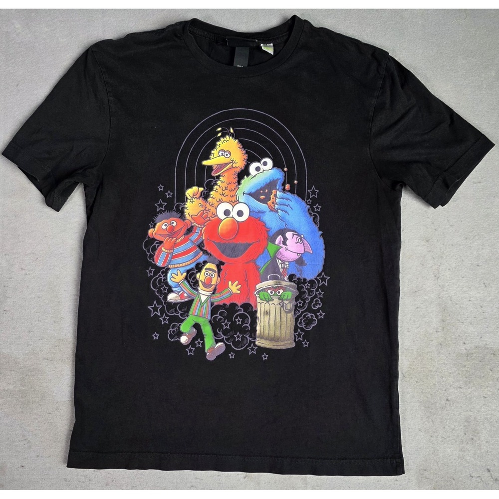 Men's H&M Sesame Street T-Shirt MEDIUM Short Sleeve Black All Characters Reg Fit